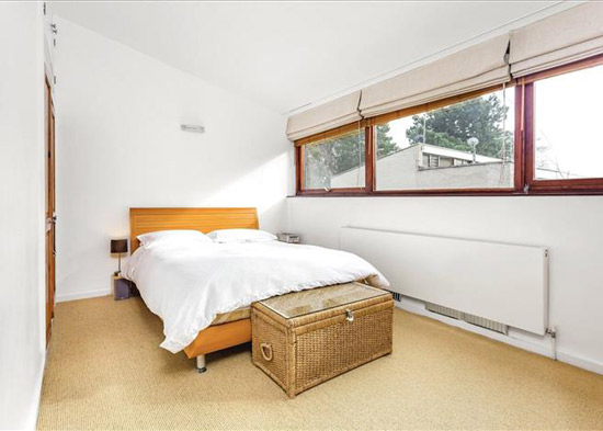 1960s Andrews, Emerson & Sherlock-designed modernist property in London SW19