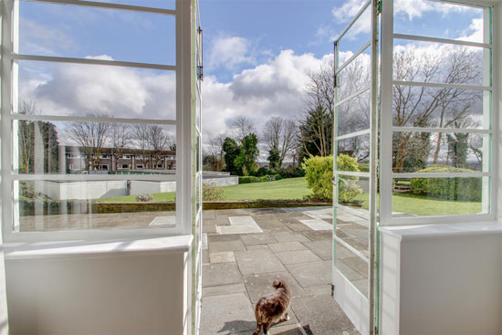 1930s apartment in George Bertram Carter’s Taymount Grange, London SE23