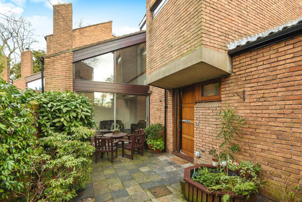 1970s modernism: Ted Levy-designed modernist property in Highgate, London N6