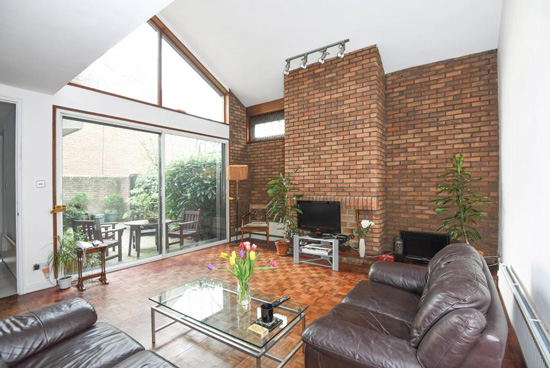 1970s modernism: Ted Levy-designed modernist property in Highgate, London N6