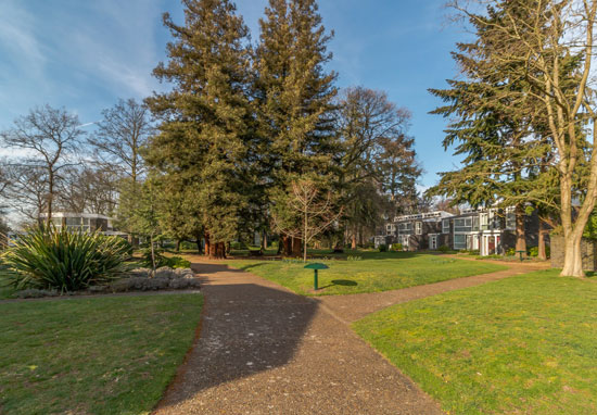 Renovation project: 1960s Span House on the Templemere Estate, Weybridge, Surrey