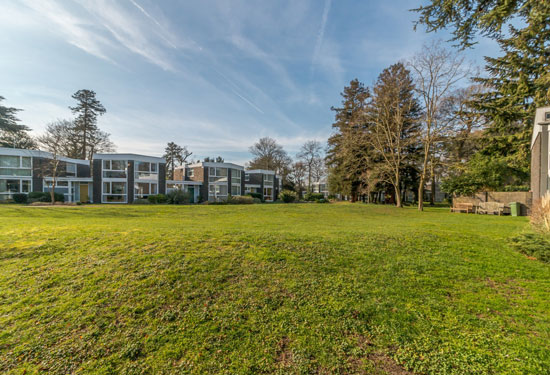 Renovation project: 1960s Span House on the Templemere Estate, Weybridge, Surrey