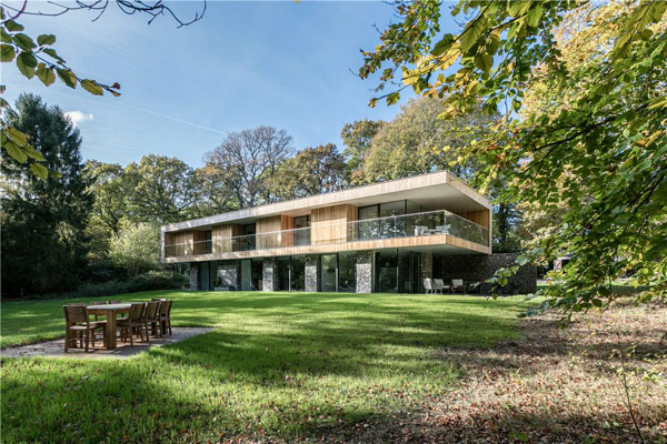 ArchitecturALL-designed modernist property in Penshurst, near Tonbridge, Kent