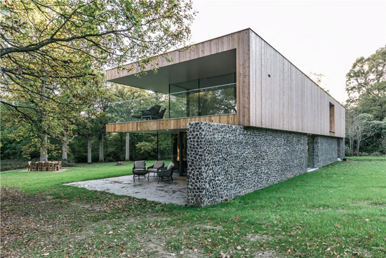 ArchitecturALL-designed modernist property in Penshurst, near Tonbridge, Kent