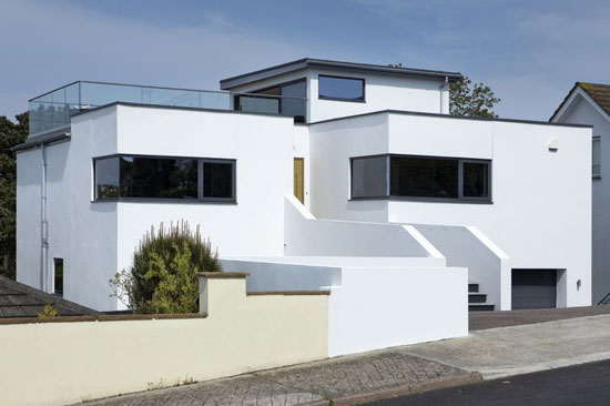 Coastal modernism: Six-bedroom property in Torquay, Devon