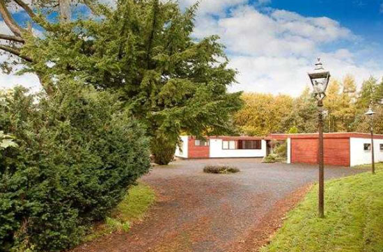 1960s Alan Reiach-designed midcentury modern property in Torphichen, West Lothian, Scotland