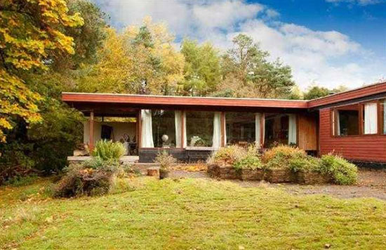 1960s Alan Reiach-designed midcentury modern property in Torphichen, West Lothian, Scotland