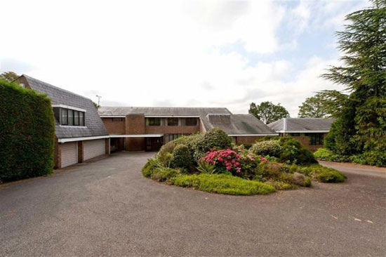 On the market: 1970s L.R.Harbison-designed Longbourne house in Totteridge, Barnet