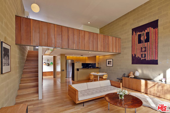 1950s modernist townhouse in Austin, Texas, USA
