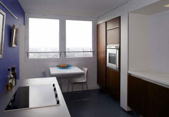 27th floor apartment in Erno Goldfinger's 1960s Trellick Tower, London W10