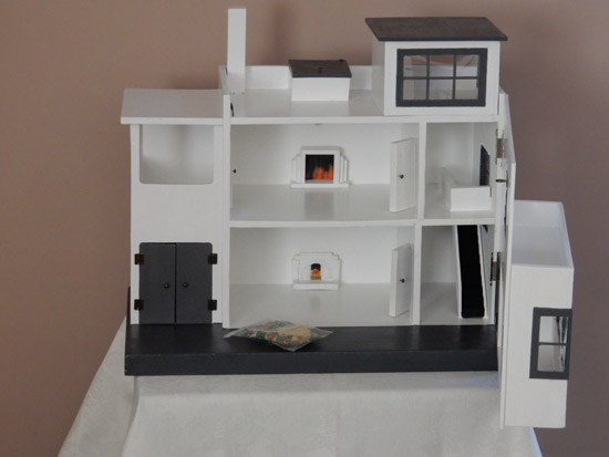 1930s Tri-ang Ultra Modern art deco doll’s house on eBay