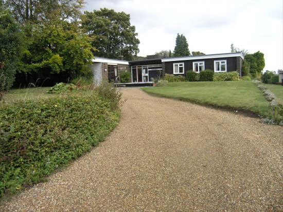 1960s architect-designed four-bedroom bungalow in Trottiscliffe, West Malling, Kent