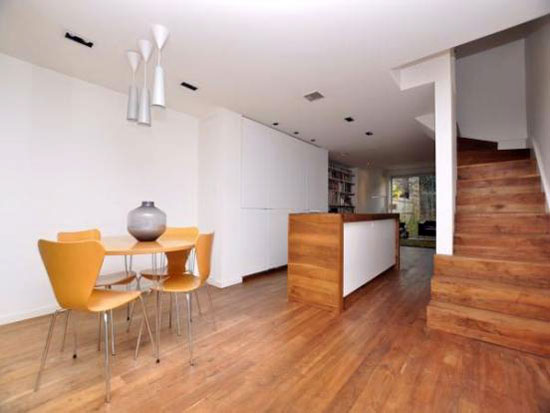 twick2 1960s King, Moran & Associates-designed four-bedroom town house on Fairlawns in East Twickenham, Middlesex