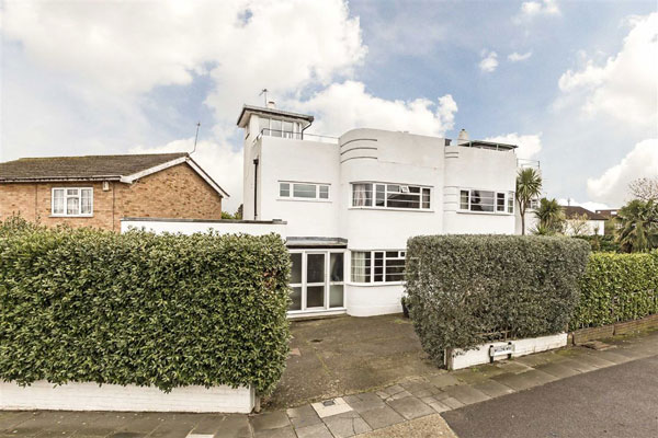 1930s art deco house in Twickenham, Greater London