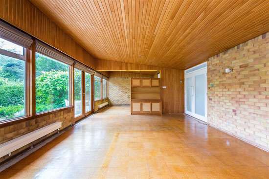 1960s midcentury modern house in Uckfield, East Sussex