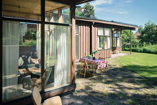 1950s Greta Magnusson Grossman-designed Villa Sundin in Hudiksvall, Sweden