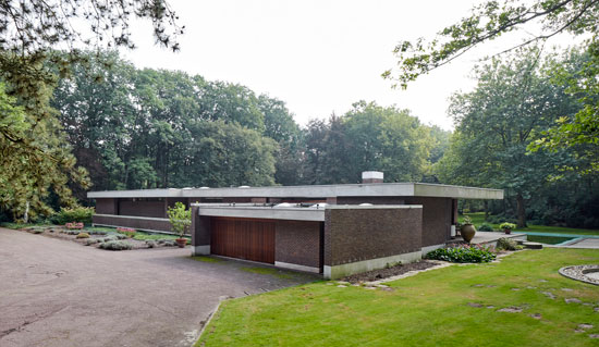 1960s Emiel Van Loven modern house in Geel, Antwerp, Belgium