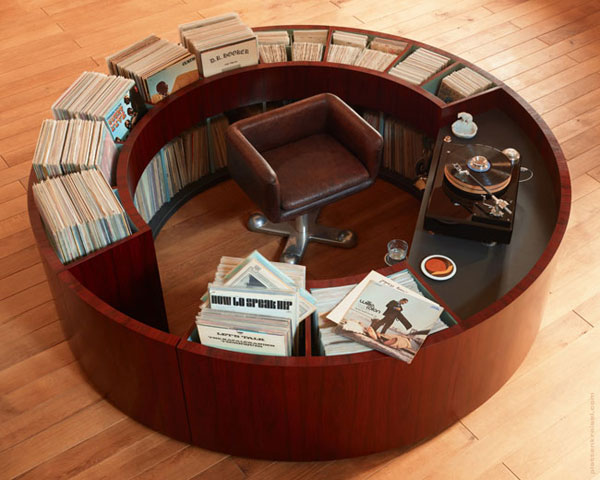 Design spotting: PlattenKreisel circular vinyl storage units