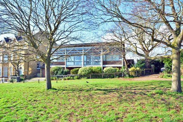 1960s Ted Keen modern house in Blackheath, London SE3