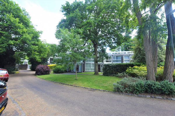 In need of renovation: 1960s Span House on the Templemere Estate, Weybridge, Surrey