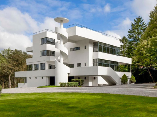 1920s Marcel Leborgne-designed La Villa Dirickz in Sint-Genesius-Rode, Belgium