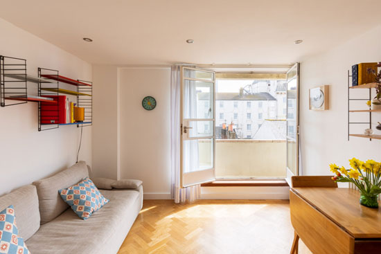 Apartment in 1930s Wells Coates Embassy Court building in Brighton, East Sussex