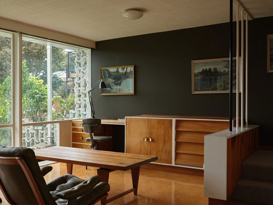 Midcentury modern Wilson House in Whanganui, New Zealand