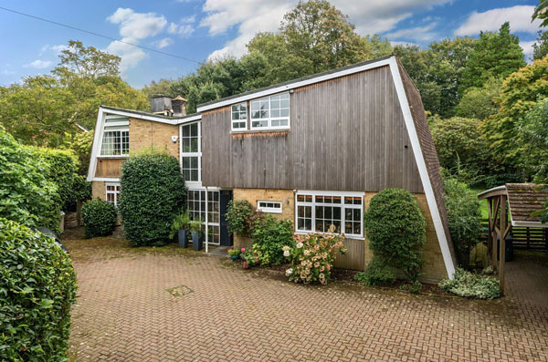 21. 1960s midcentury modern house in Hill Brow, Hampshire