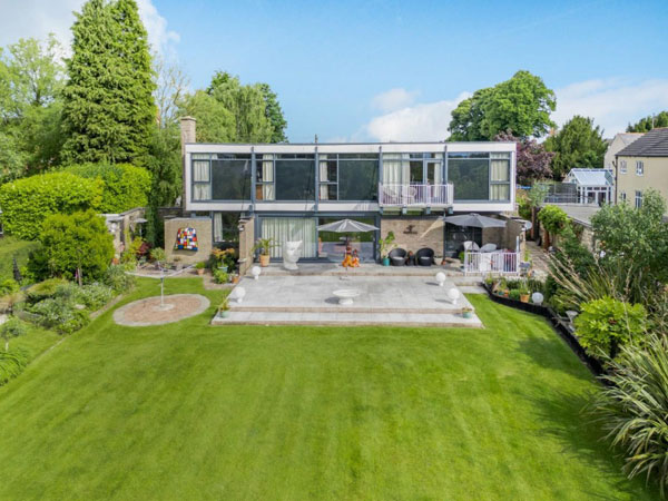 22. 1970s Derek Bottomley modern house in Sherburn in Elmet, North Yorkshire