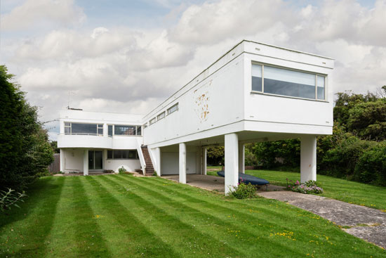 30. 1930s Marcel Breuer modern house in East Preston, West Sussex