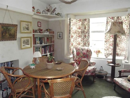 1930s art deco property in Wollaton Vale, Nottingham