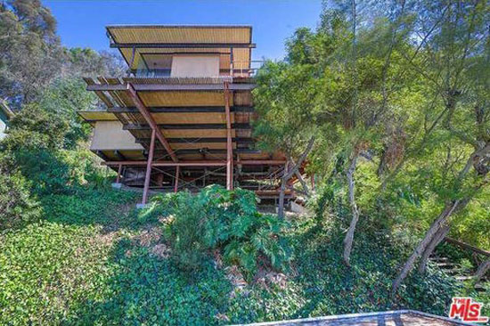 1960s Raul Garduno-designed hillside midcentury property in Los Angeles, California, USA