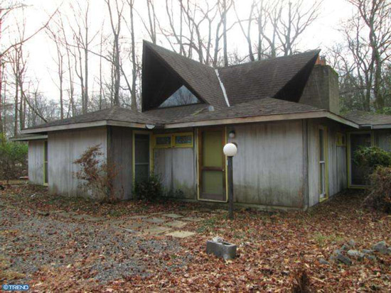 1960s Louis Kahn-designed Clever House in Cherry Hill, New Jersey, USA