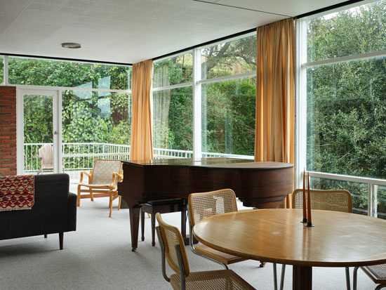 Midcentury modern Wilson House in Whanganui, New Zealand