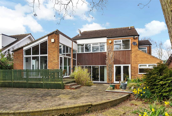 1960s architect-designed property in Wanlip, Leicestershire