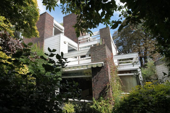 10. 1960s Walter Greaves-designed modernist property in Blackheath, London SE3