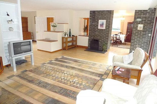 wal3 1960s five bedroom detached property in Walton on Thames, Surrey