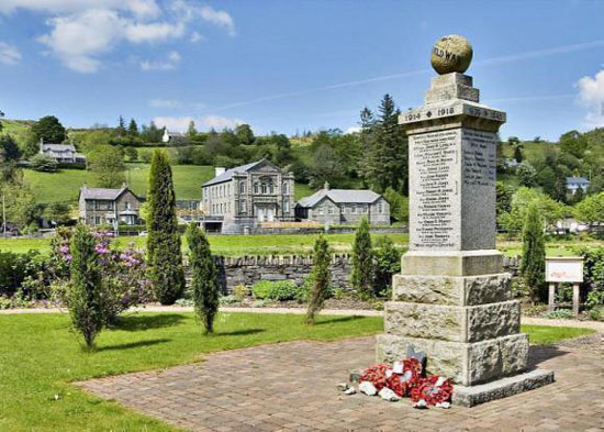 wales5 Eight-bedroom Moriah Chapel in Dolwyddelan, Gwynedd, North Wales