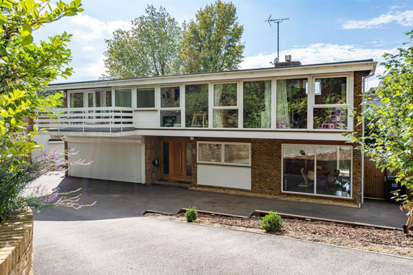 1970s BJ Duffy modern house in Welwyn, Hertfordshire