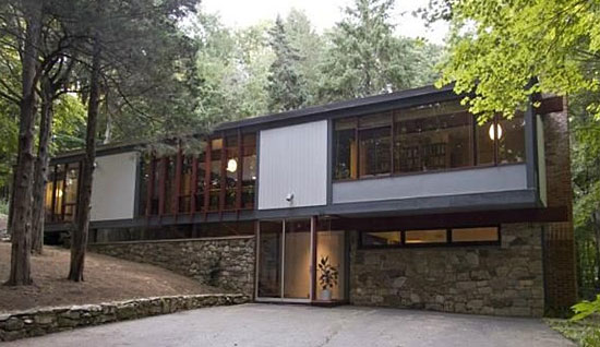 1960s Thomas H. Fleming-designed midcentury modern property in Weston, Connecticut, USA