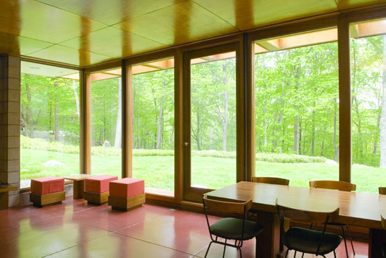 1960s Frank Lloyd Wright-inspired property in Weston, Connecticut, USA