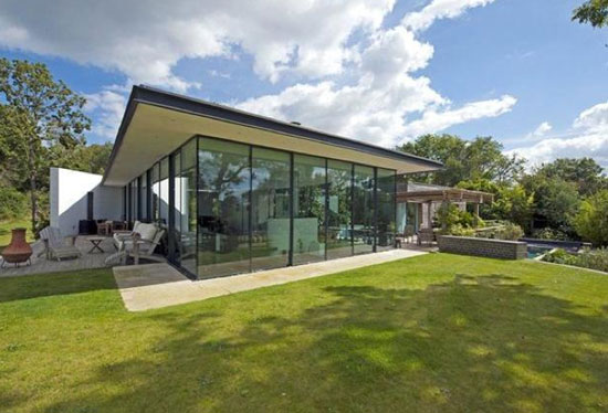 On the market: SeaGlass contemporary modernist property in Cowes, Isle Of Wight