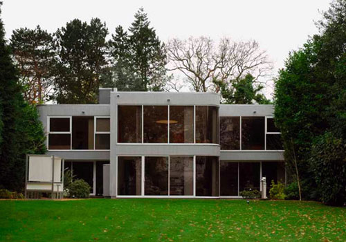 George Best style: 1970s Frazer Crane-designed modernist house in Wilmslow, Cheshire