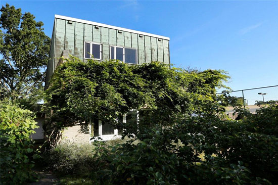 1960s David Rock and Robert Smart-designed modernist property in Wimbledon, London SW20