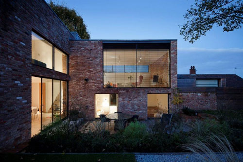 wim2 Four-bedroomed house in Wimbledon Common, London SW19