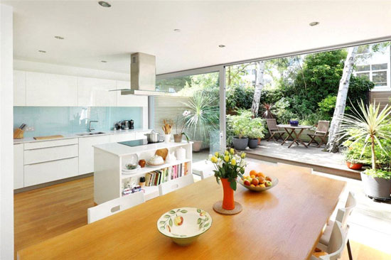 1960s modernist townhouse in Wimbledon, London SW19