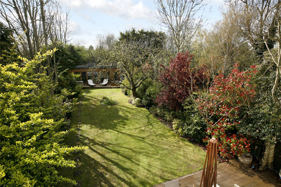 1930s Connell, Ward and Lucas modernist house in Worcester Park, Kingston Upon Thames, Surrey