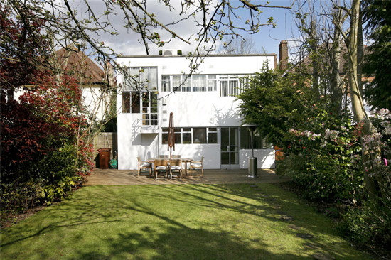 1930s Connell, Ward and Lucas modernist house in Worcester Park, Kingston Upon Thames, Surrey