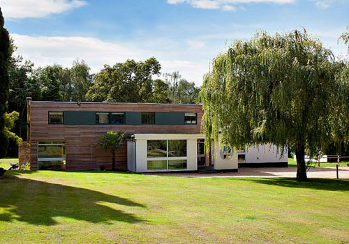 On the market: Eric Ambrose-designed 1950s midcentury Gateway House in Worplesdon, Guildford, Surrey (updated)