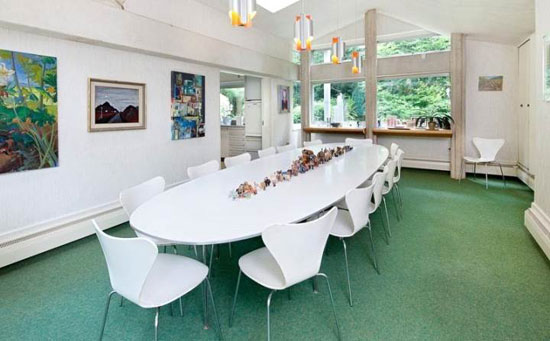 1970s Hal Moggridge-designed Youlbury House in Oxford, Oxfordshire